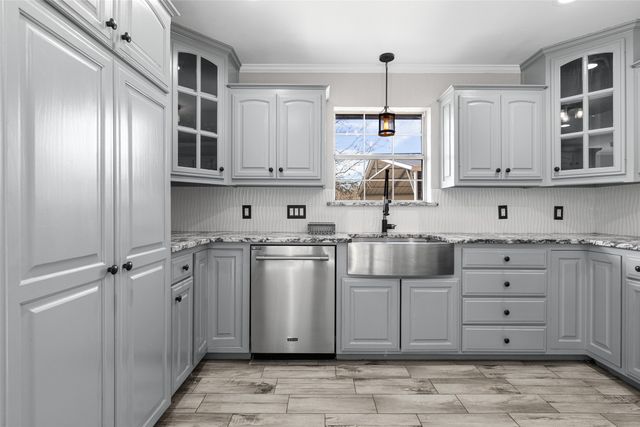 510 Oklahoma Street, Van, TX 75790