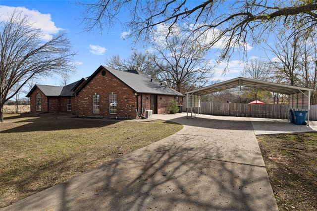 510 Oklahoma Street, Van, TX 75790