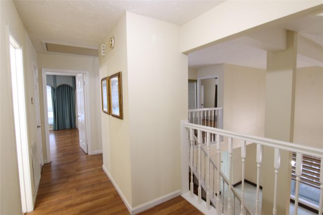 12430 Brook Meadows Lane, Stafford, TX 77477
