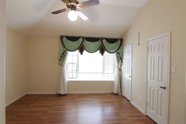 12430 Brook Meadows Lane, Stafford, TX 77477
