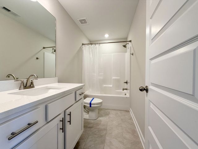 1429 Vanner Ct, Gallatin, TN 37066