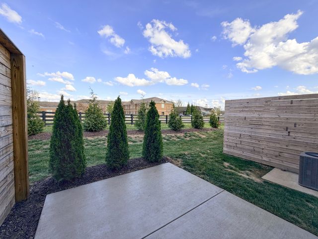 1429 Vanner Ct, Gallatin, TN 37066