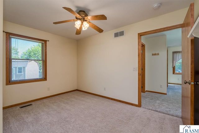 18 Columbia Court, North Mankato, MN 56003