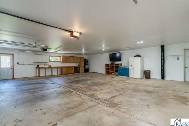18 Columbia Court, North Mankato, MN 56003