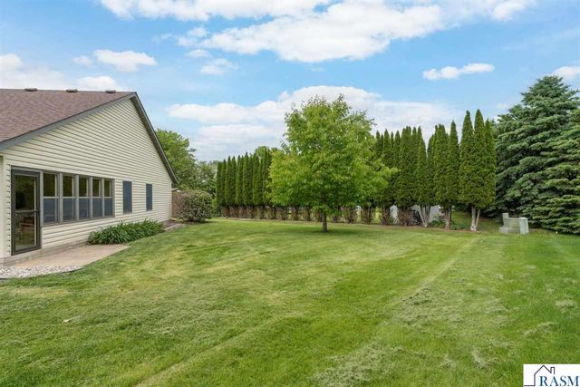 18 Columbia Court, North Mankato, MN 56003