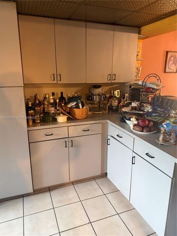 3969 SW 2nd St, Miami, FL 33134