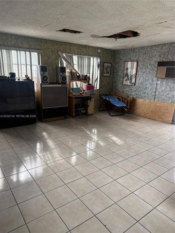 3969 SW 2nd St, Miami, FL 33134