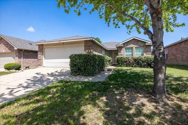 1705 Diamond Lake Trail, Fort Worth, TX 76247