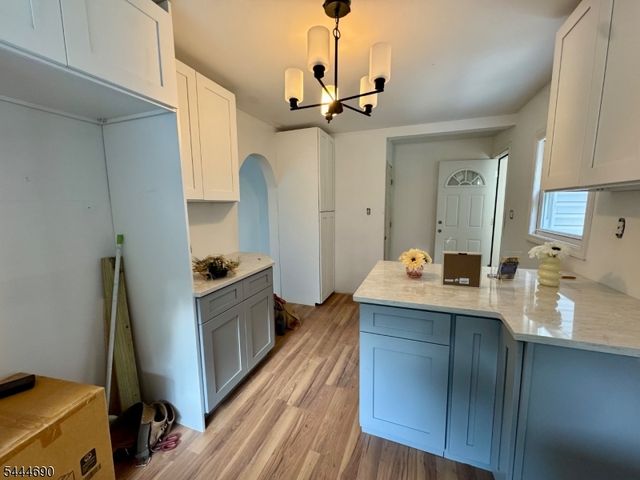 56 Glenwood Mt Rd, Vernon Twp., NJ 07461