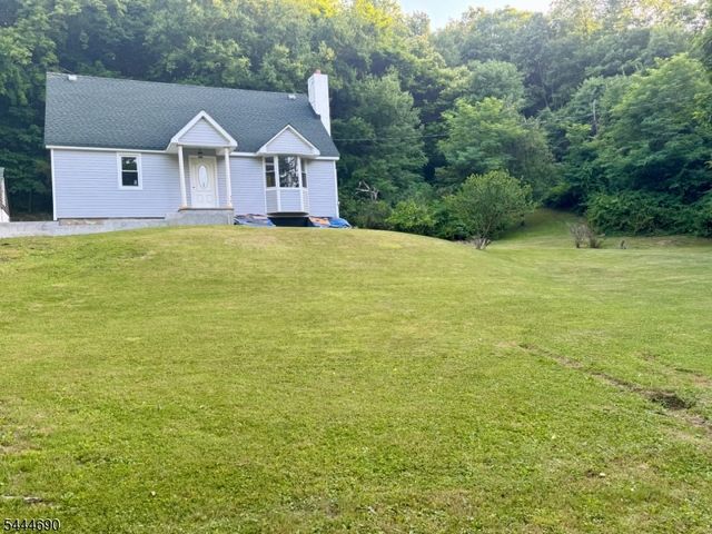 56 Glenwood Mt Rd, Vernon Twp., NJ 07461