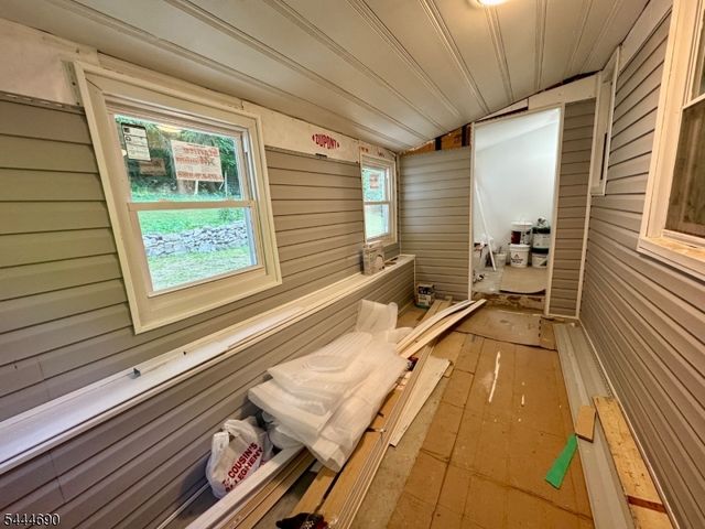 56 Glenwood Mt Rd, Vernon Twp., NJ 07461
