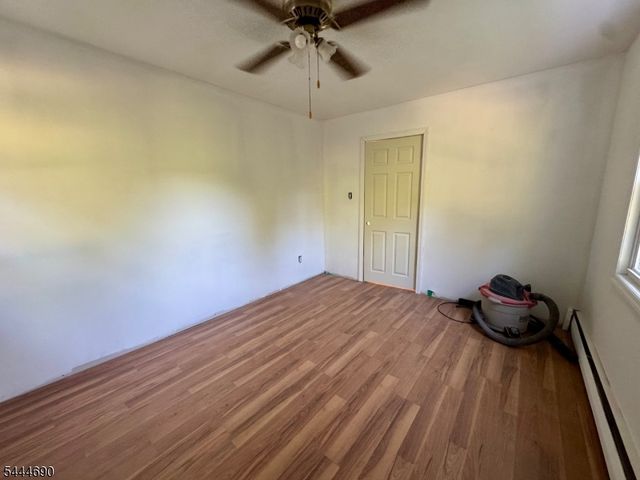 56 Glenwood Mt Rd, Vernon Twp., NJ 07461