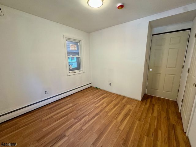 56 Glenwood Mt Rd, Vernon Twp., NJ 07461