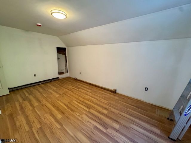 56 Glenwood Mt Rd, Vernon Twp., NJ 07461