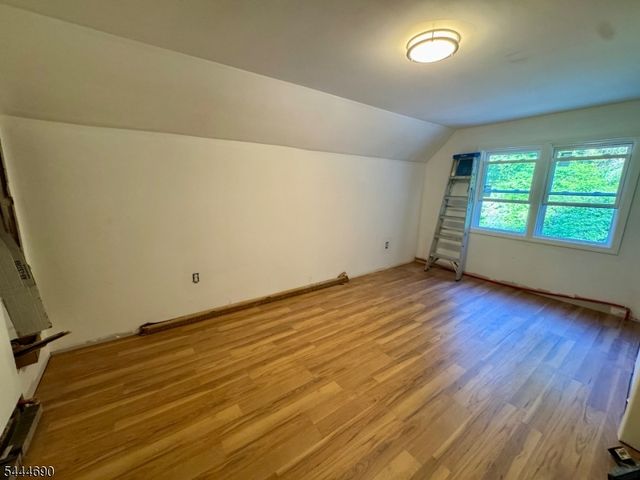 56 Glenwood Mt Rd, Vernon Twp., NJ 07461