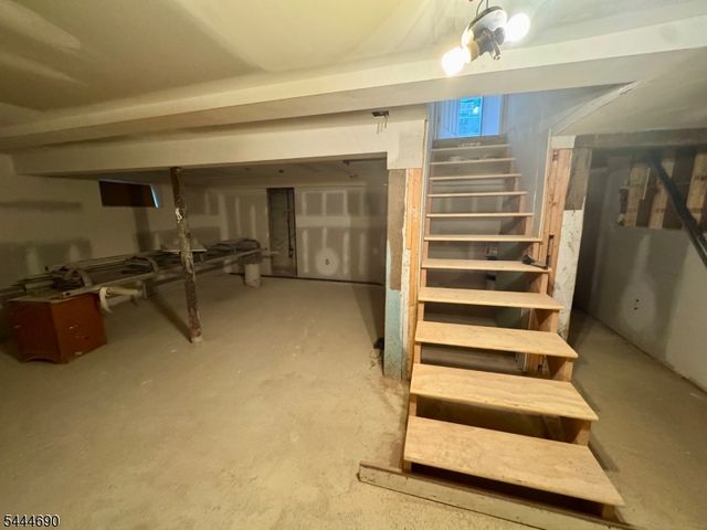 56 Glenwood Mt Rd, Vernon Twp., NJ 07461