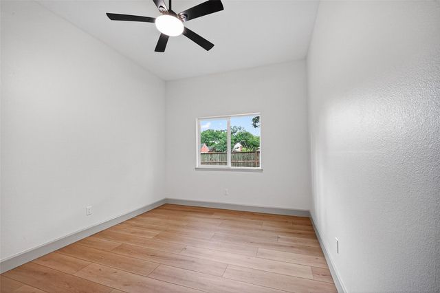 1522 New Cedars Drive, Houston, TX 77062