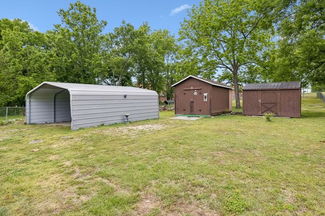 130 Cornwell Ave, Watertown, TN 37184