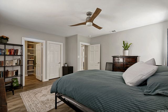 2018 W Mulberry, San Antonio, TX 78201