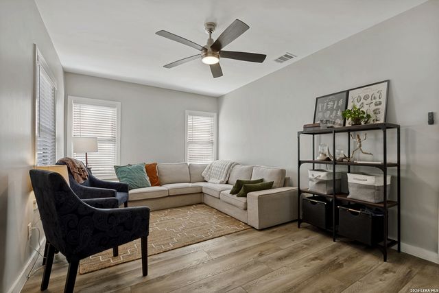 2018 W Mulberry, San Antonio, TX 78201