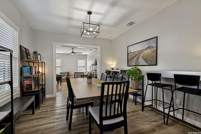 2018 W Mulberry, San Antonio, TX 78201