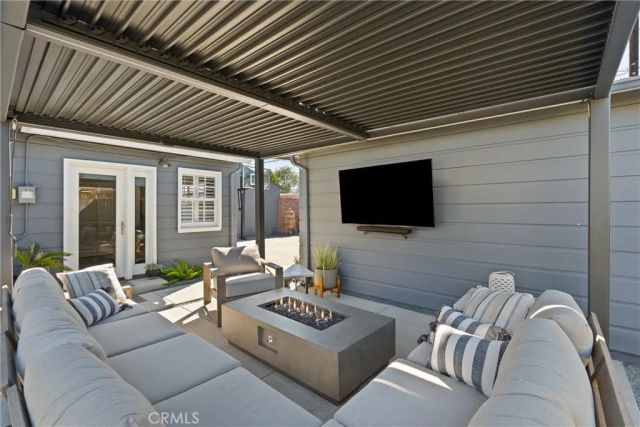 3461 Gaviota Avenue, Long Beach, CA 90807
