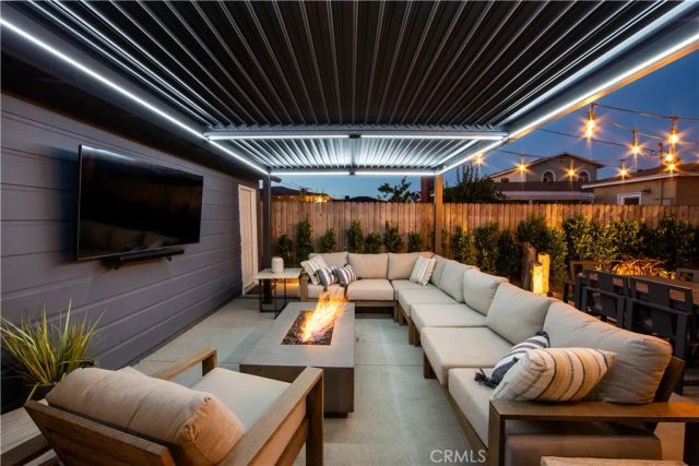 3461 Gaviota Avenue, Long Beach, CA 90807