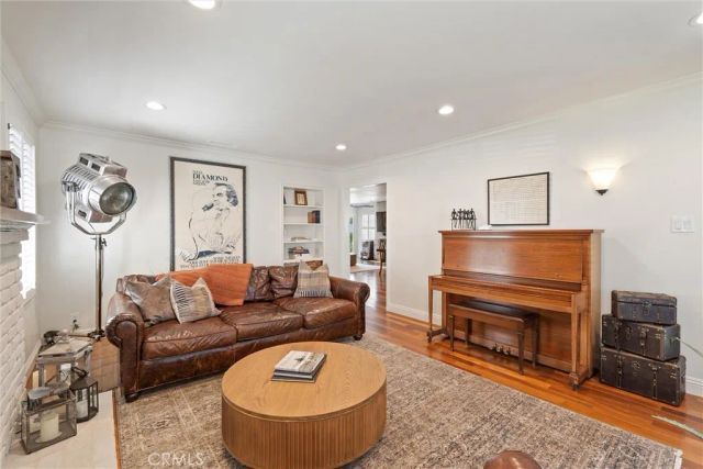 3461 Gaviota Avenue, Long Beach, CA 90807