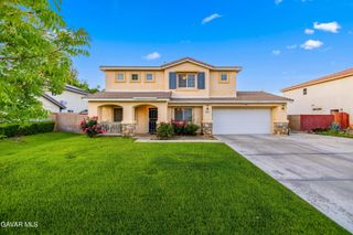 1549 Thomas Drive, Lancaster, CA 93535