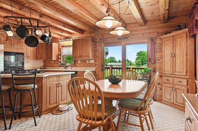 46968 Meadow Lane, Decatur, MI 49045