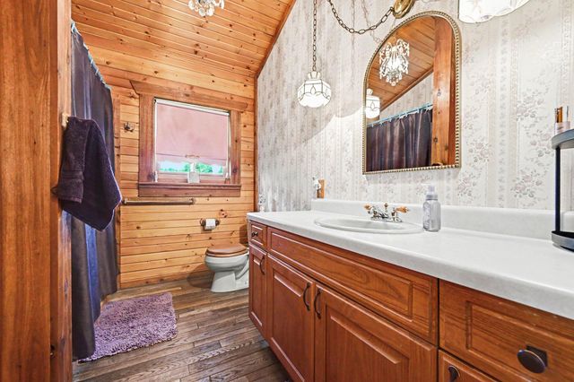 46968 Meadow Lane, Decatur, MI 49045