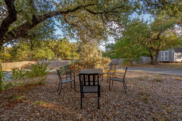 18302 W Rim DR, Jonestown, TX 78645