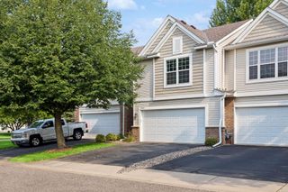 2085 Saint Johns Court, Woodbury, MN 55129