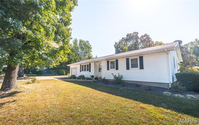 10860 County Road 5280, Rolla, MO 65401