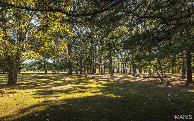 10860 County Road 5280, Rolla, MO 65401