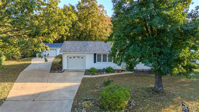 10860 County Road 5280, Rolla, MO 65401