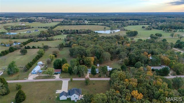 10860 County Road 5280, Rolla, MO 65401