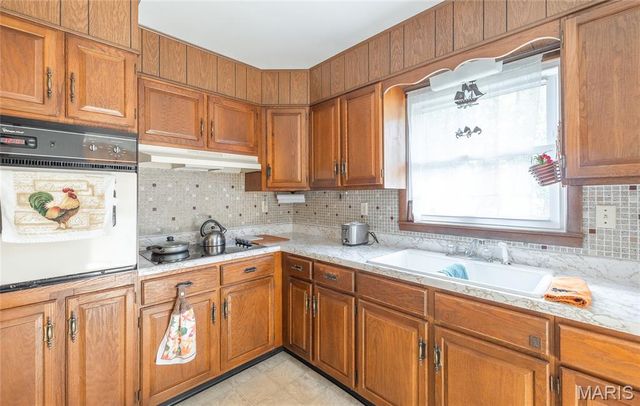 10860 County Road 5280, Rolla, MO 65401