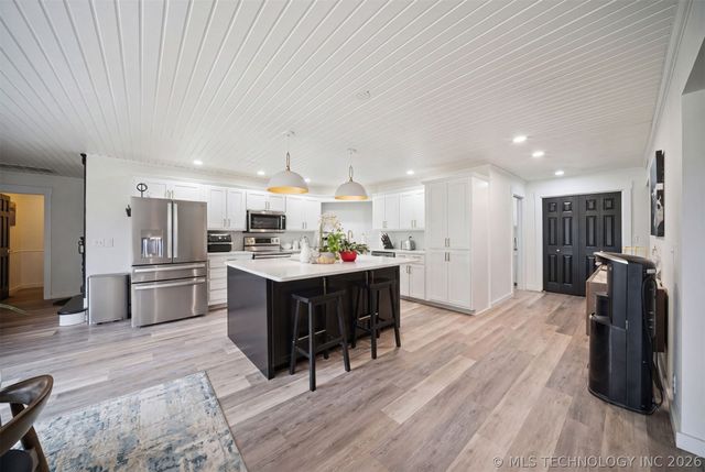 17955 E Highway 20 Highway, Claremore, OK 74019