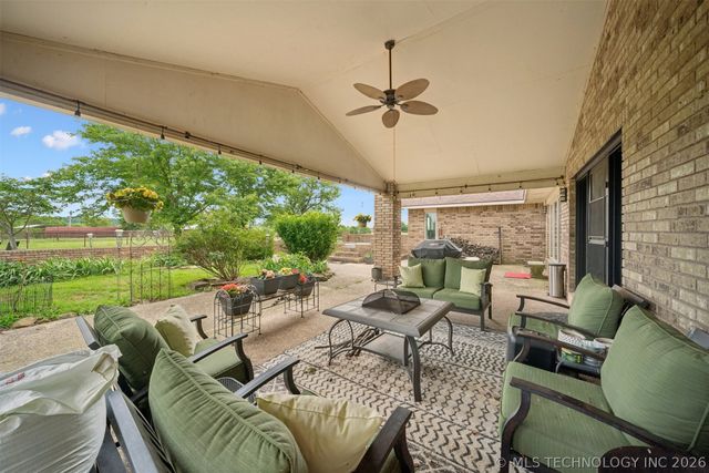 17955 E Highway 20 Highway, Claremore, OK 74019