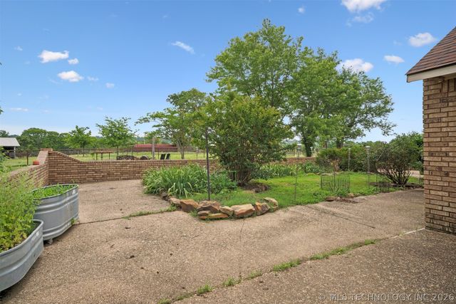 17955 E Highway 20 Highway, Claremore, OK 74019