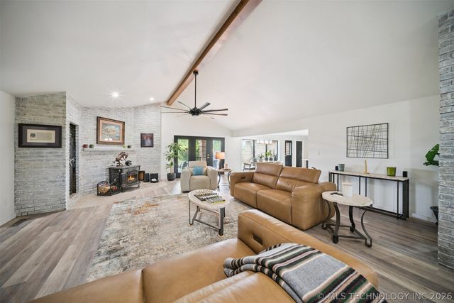 17955 E Highway 20 Highway, Claremore, OK 74019