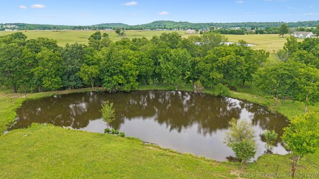 17955 E Highway 20 Highway, Claremore, OK 74019