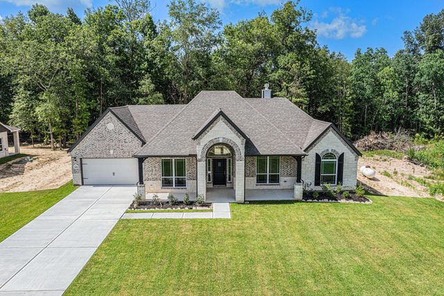 33 Cattle Drive, Bay City, TX 77414