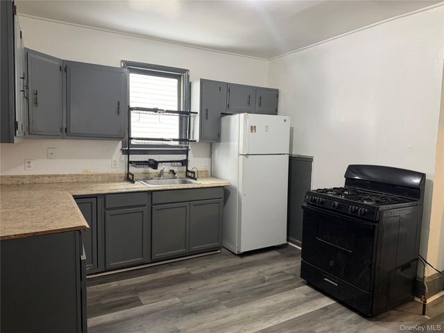 210 N Hamilton Street 1, Poughkeepsie, NY 12601