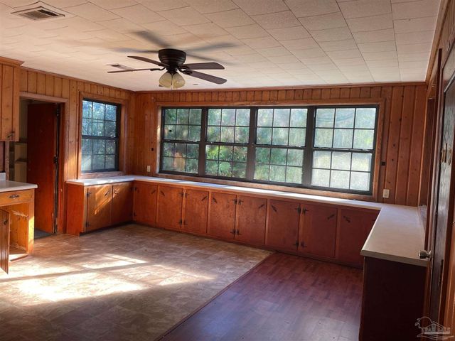 305 Greve Rd, Pensacola, FL 32507