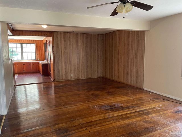 305 Greve Rd, Pensacola, FL 32507