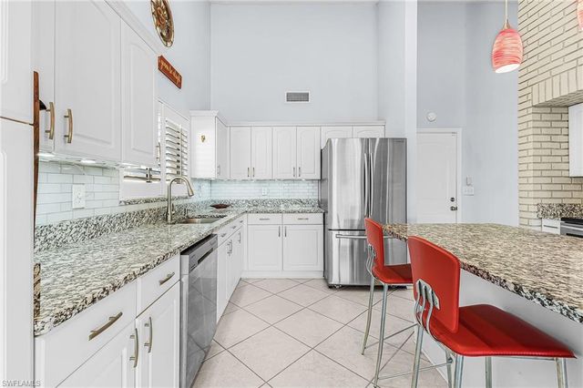 920 SE 33rd ST, Cape Coral, FL 33904