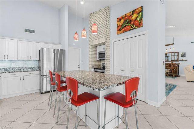 920 SE 33rd ST, Cape Coral, FL 33904