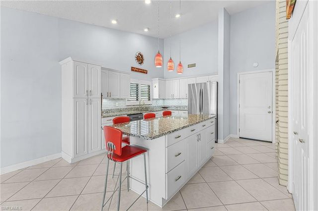 920 SE 33rd ST, Cape Coral, FL 33904